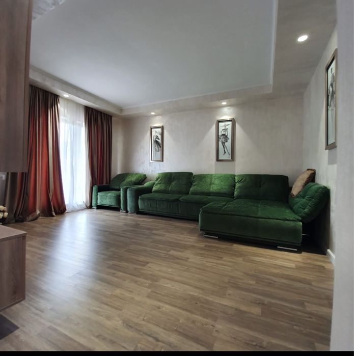 Cosmopolis Parter 2 Cam + Gradina