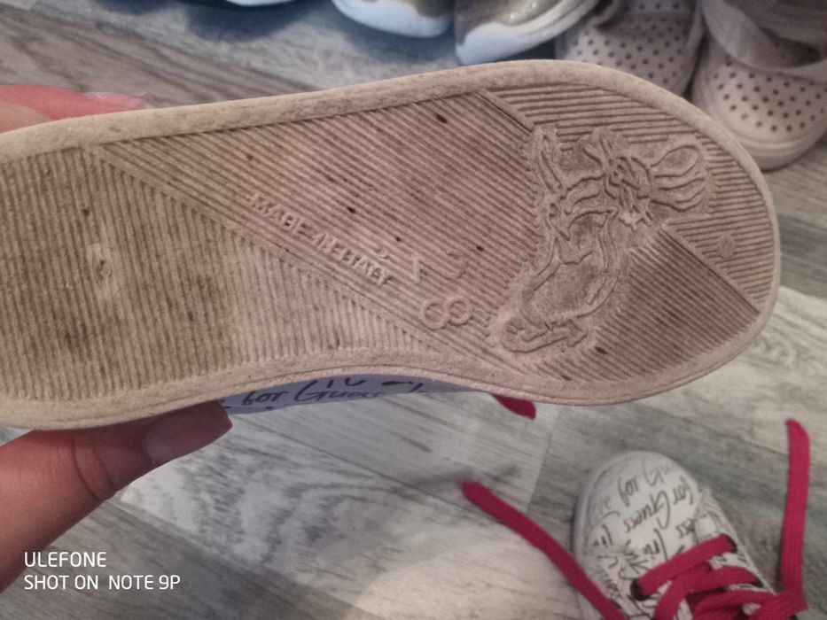 Adidași Guess copiii măr 28