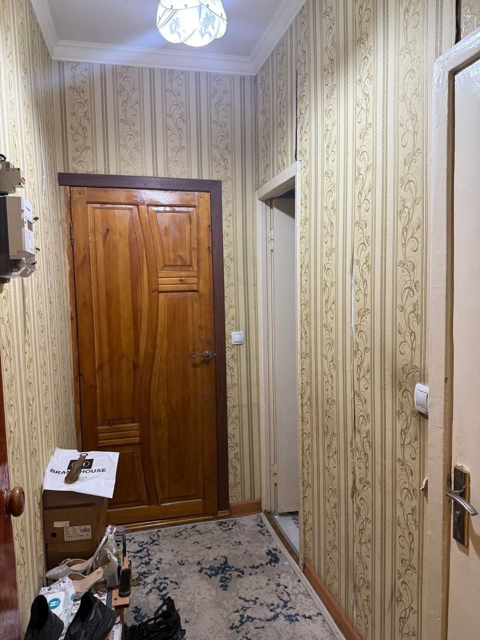 #МЕТРО М. УЛУГБЕК, Чиланзар 3 Квартал, 2в3,Продаётся Квартира