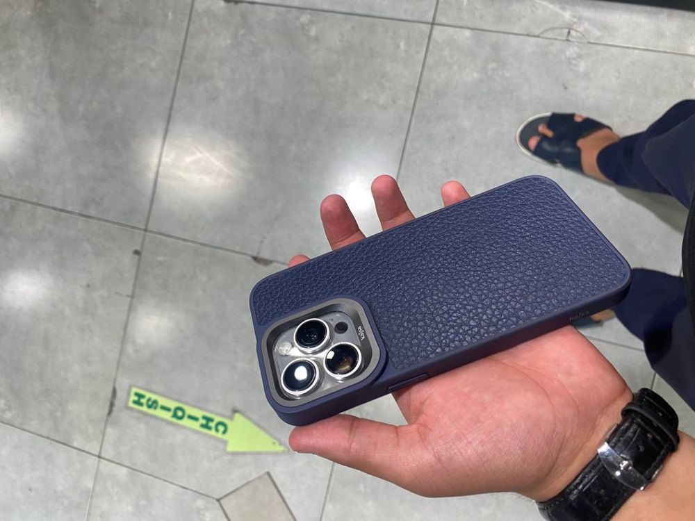 Iphone 15pro max karobka dakument bor yomkist 87% srochno sotiladi