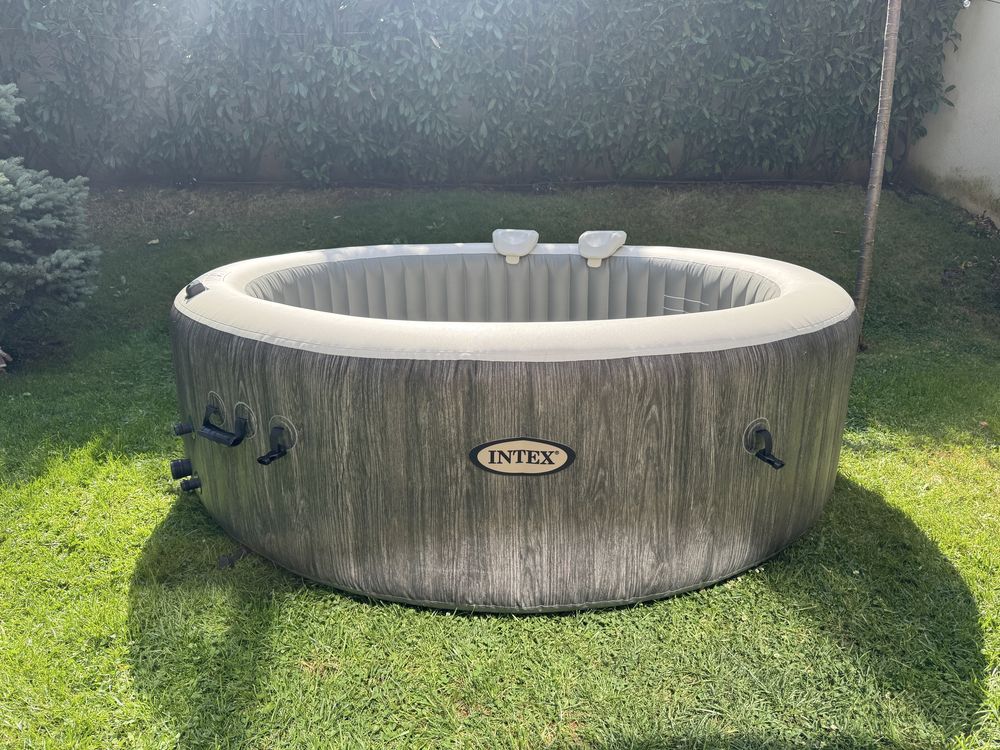Надуваемо джакузи PureSpa™ Greywood Bubble Deluxe за 6 човека