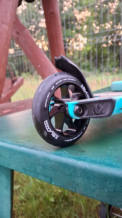 Trotineta one blunt s3