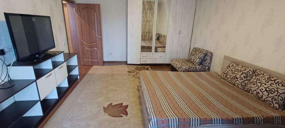 Сдается 1 ком кв посуточно Момышулы