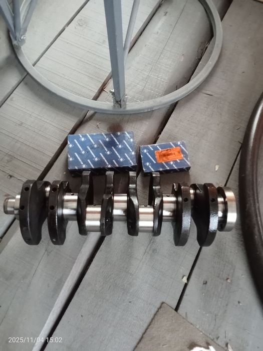 Коленвал Ауди 80, 1.8 об