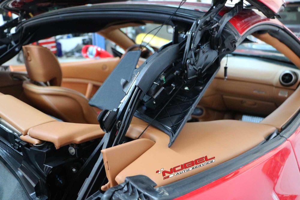 Reparatie sistem decapotare Ferrari Bentley Maserati Porsche Mercedes