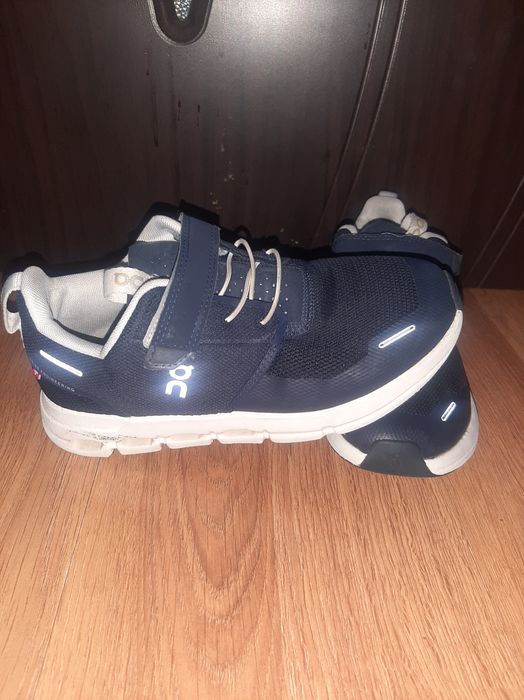 Маратонки On Cloud