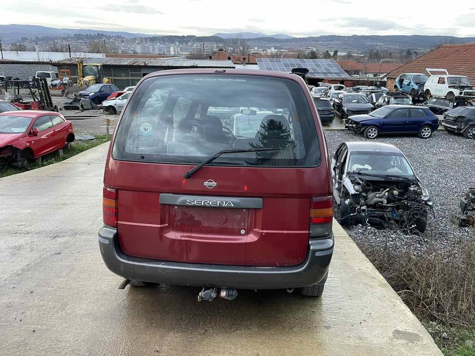 Нисан серена НА ЧАСТИ