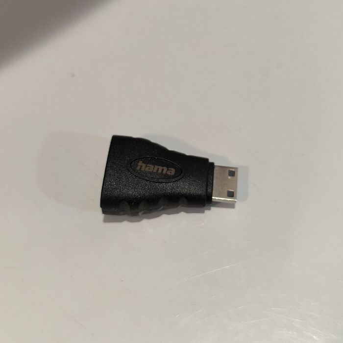 HDMI към mini-HDMI адаптер