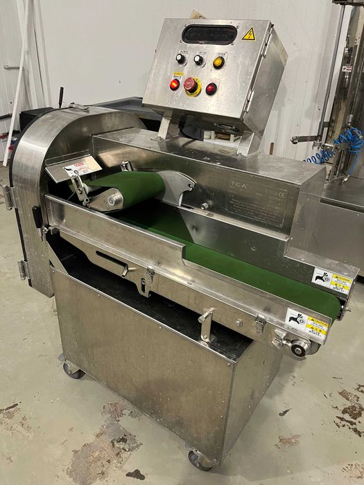 Mașină de tăiat cu bandă