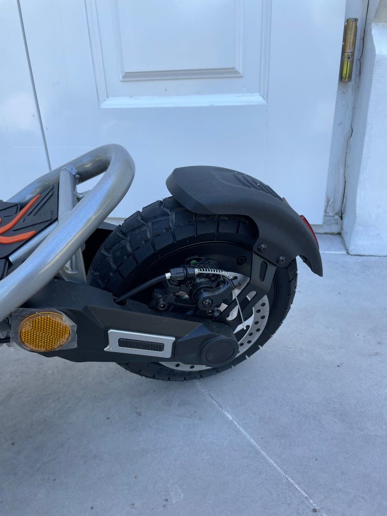 Trotinetă electrică Kukirin A1 50 Km/h 800W