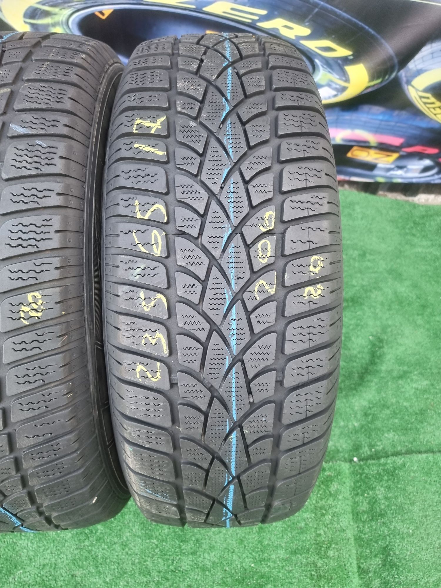 235.65.17 dunlop m+s