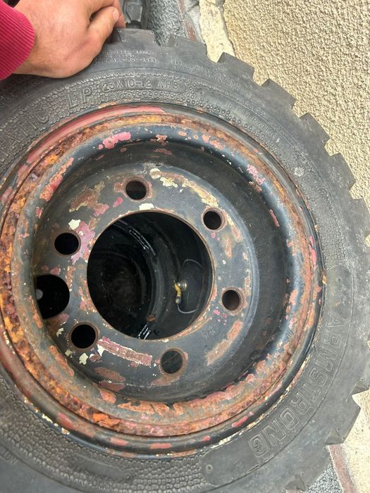 Cauciucuri srivuitor 23x10-12