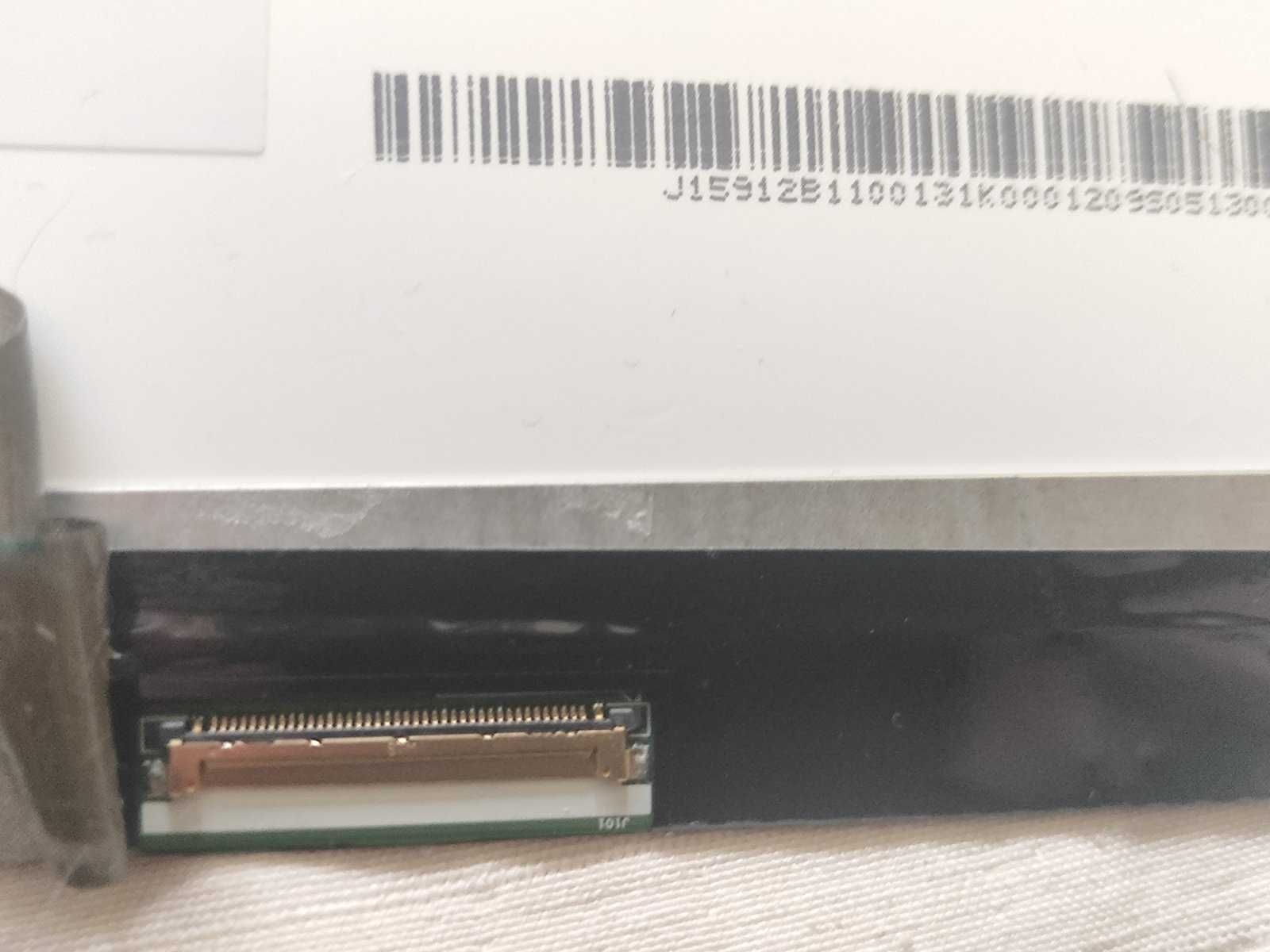 Продавам дисплей за Dell Latitude E6230