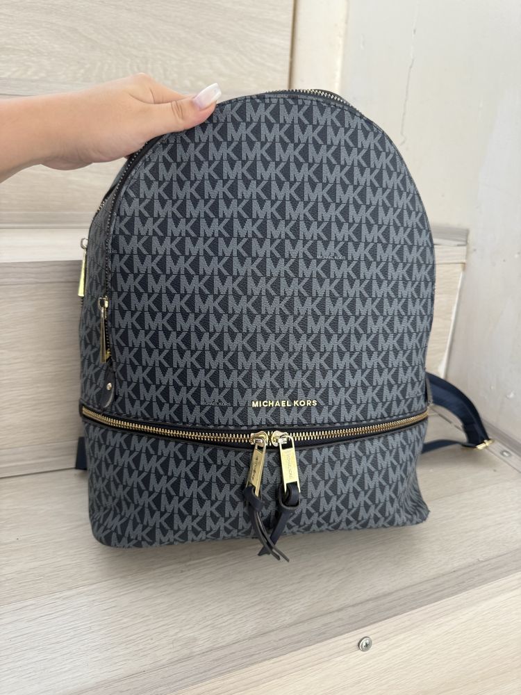 Сумка-рюкзак michael kors