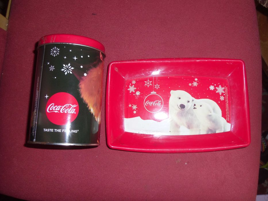 Set Coca -Cola, tavi plastic
