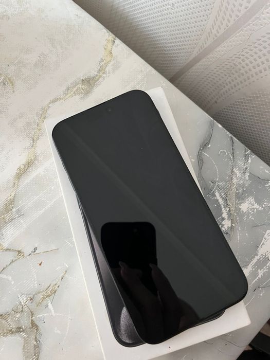 Продам iPhone 15 про макс