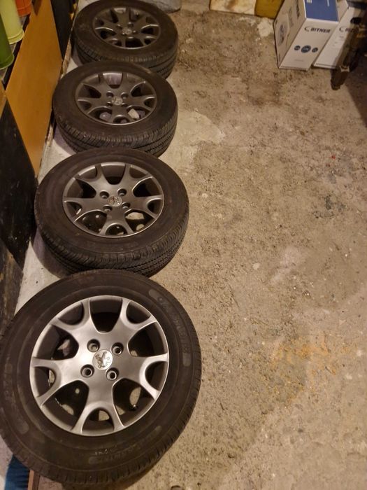 Джанти с гуми" R15"