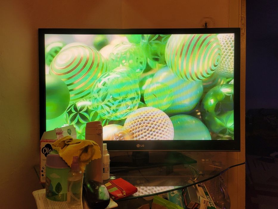 Телевизор LG 42PT450