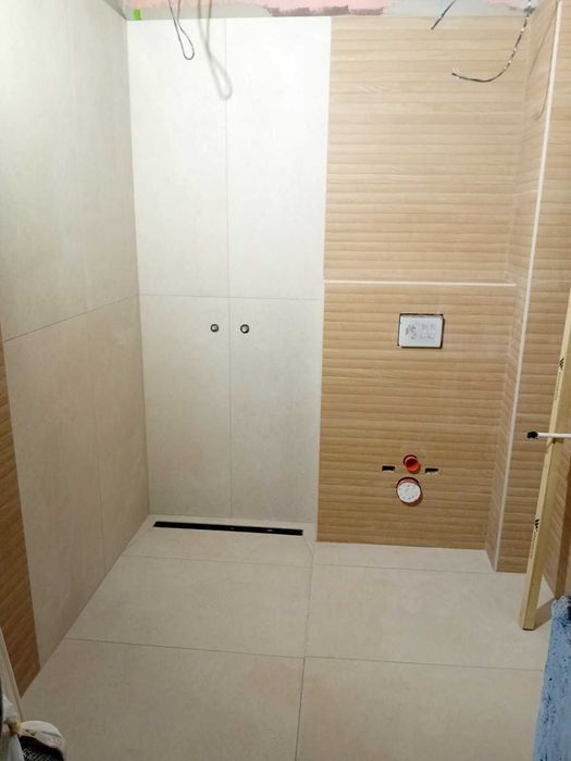 Лепене плочки, ремонт на баня