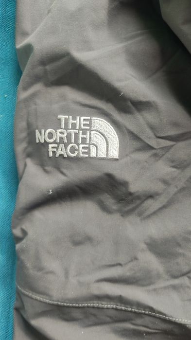 Продавам трекинг панталон The North Face,HY Vent ,Xl рамер,почти нов.
