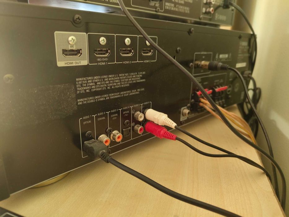 Statie , amplificator Yamaha HTR 2064