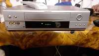 Video  Recorder Grunding, in stare perfecta ,stereo,3 intrari vhs