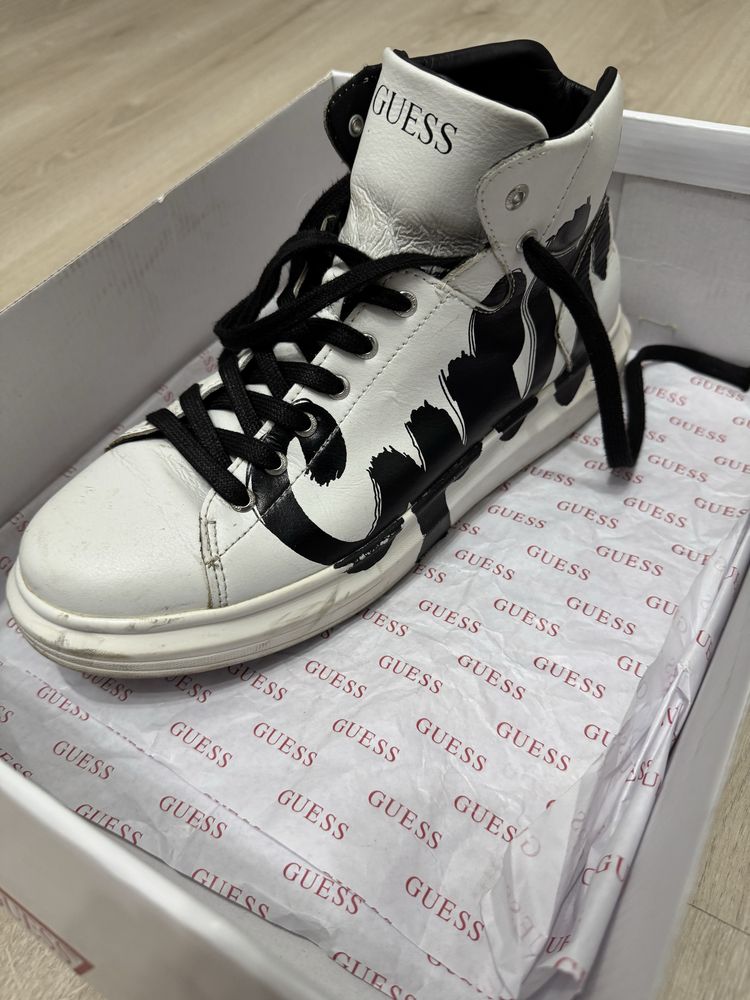 Vand ghete Guess