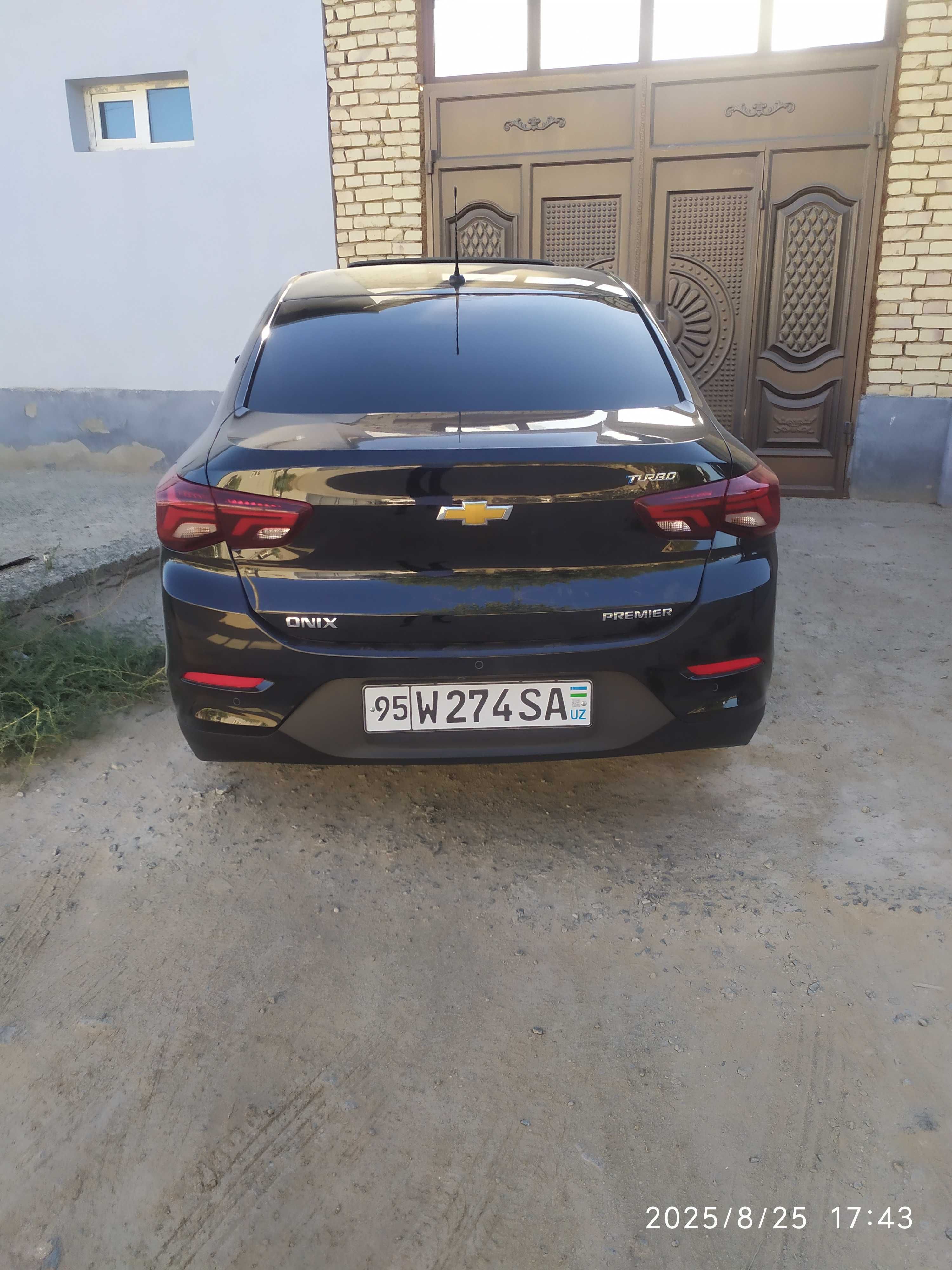 ONIX PREMIER 2 turbo at plus