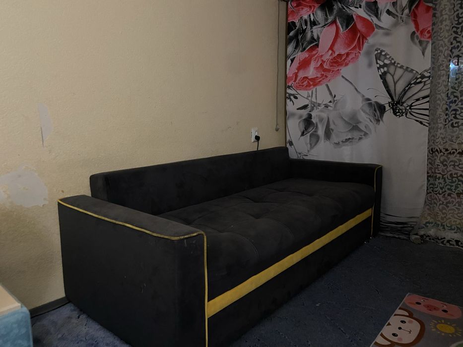 Продам срочно диван