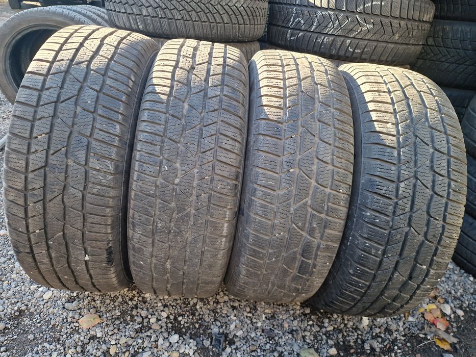 Anvelope 215/60R17 marca Continental, M+S, 8.5 mm