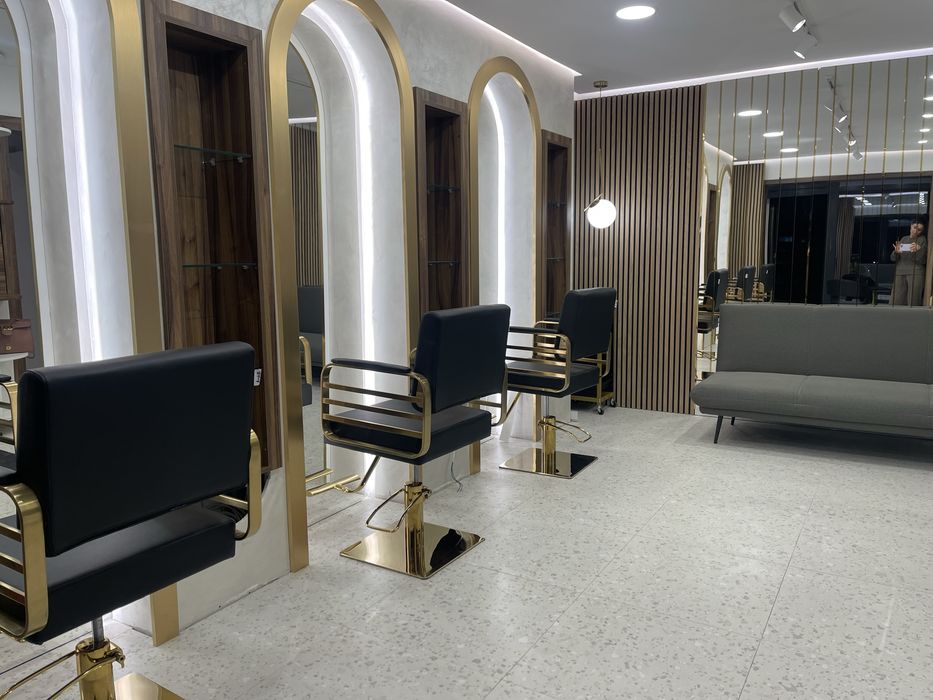 Inchiriez salon infrumusetare