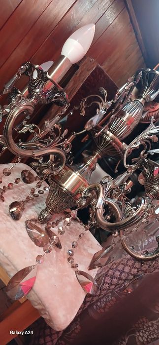 Продам люстру в связи с ремонтом