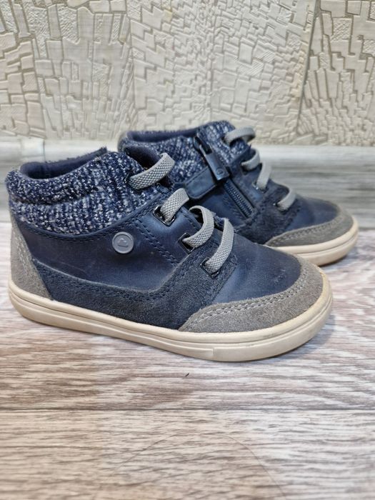 Детские осенние ботинки