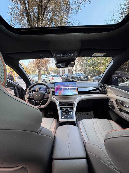 Продаю BYD Song Pro DM-i Champion 110 km 2024