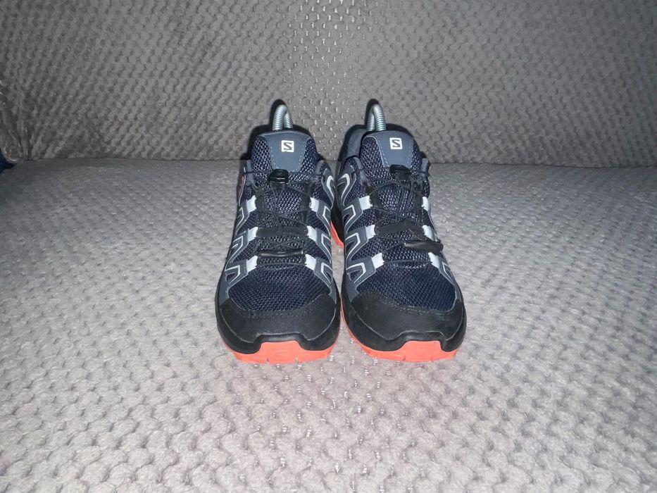 Adidasi Salomon Goretex nr 38