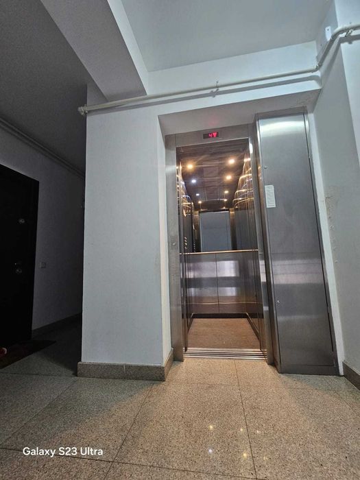 PROPRIETAR. Apartament decomandat 2 camere Râul Doamnei + Boxă subsol