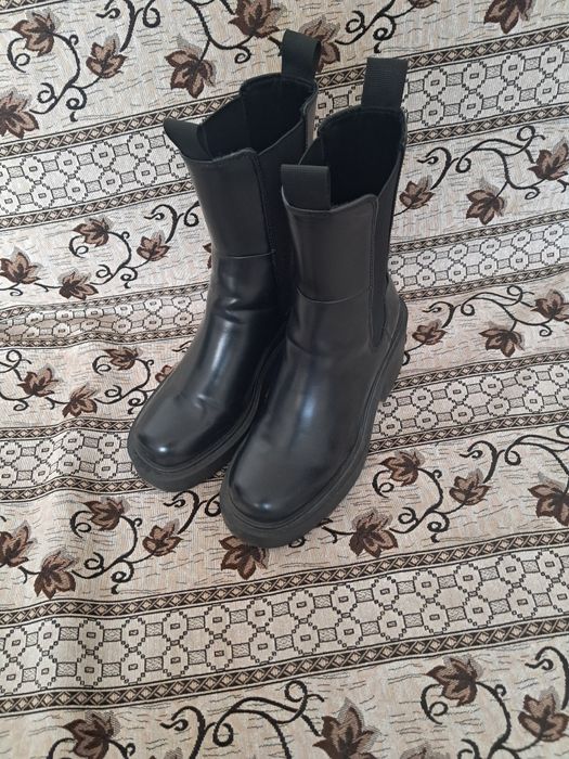 Сапоги ботильоны от H&M