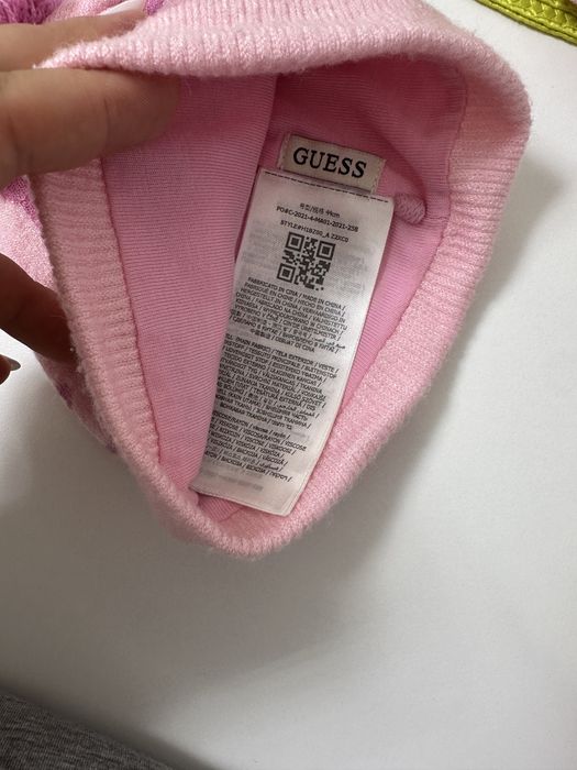 Бебешки шал и шапка Guess