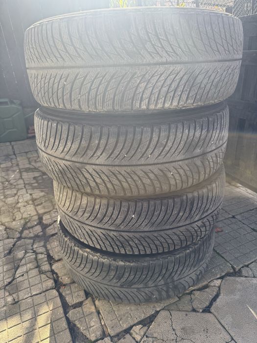 Зимни гуми Michelin Alpin 235/55/19 dot 26/22