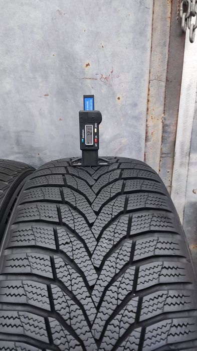 2бр. зимни гуми 225/50/18 Nexen Winguard Sport 2
7.2mm
dot22
Много доб