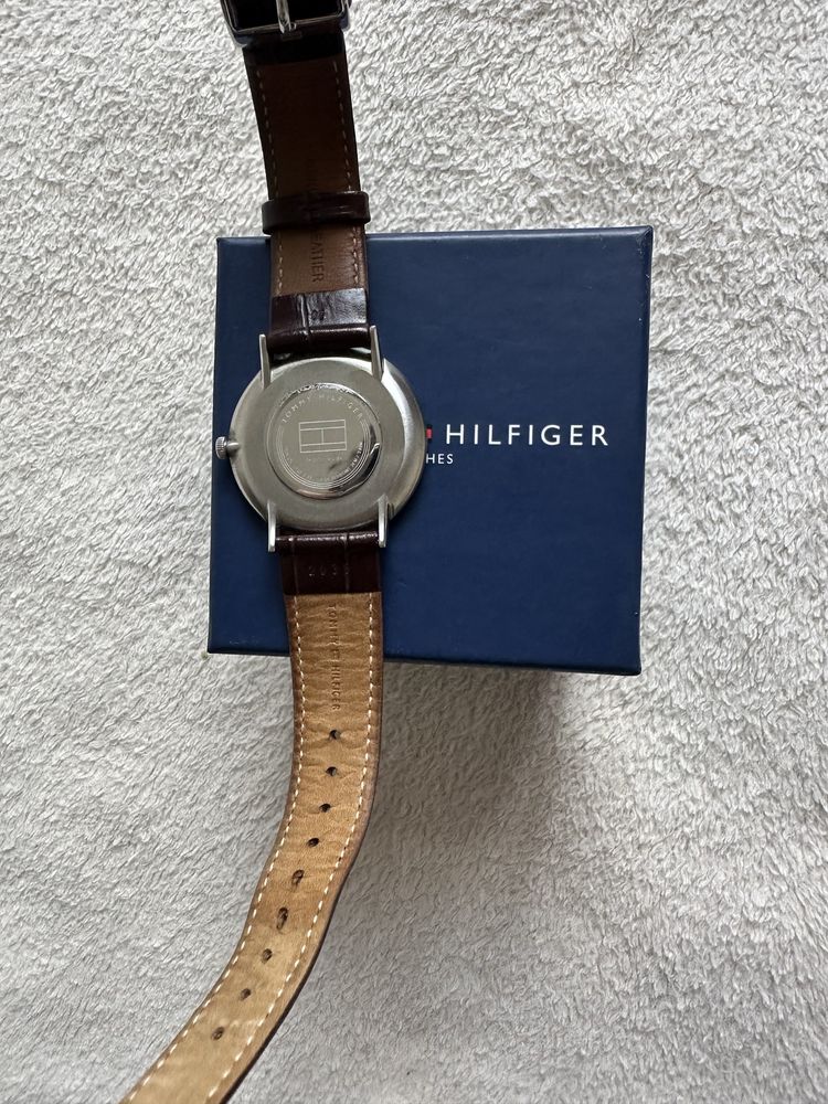 Ceas Tommy Hilfiger