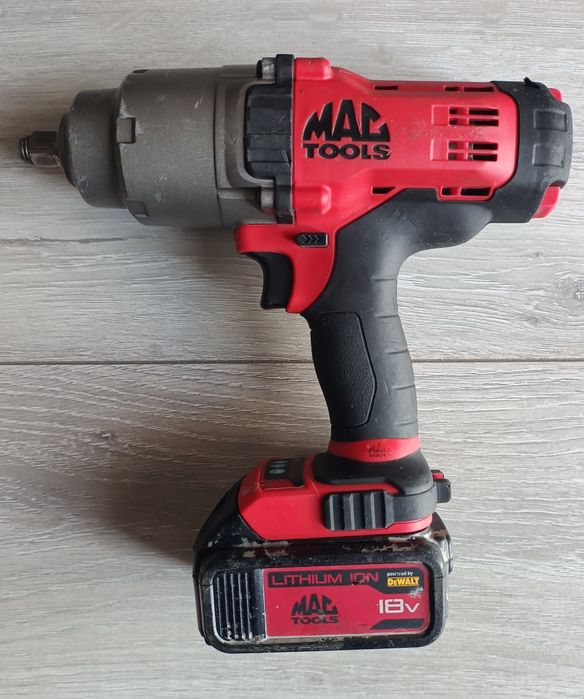 Mac Tools BWP050 (DeWalt) pistol cu impact