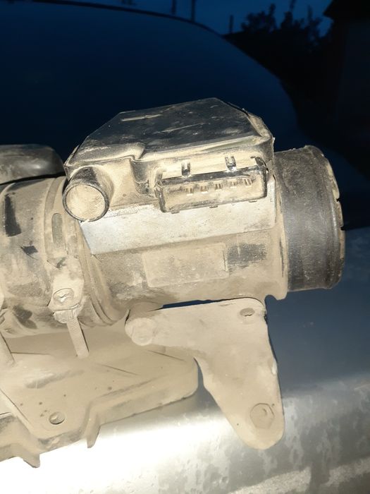 Продам волуметр на мазду626 перехотка 16 клапыныи  2.0