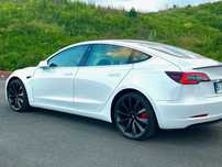 Tesla Model 3 Tesla model 3 PERFORMANCE toate optiunile tva inclus