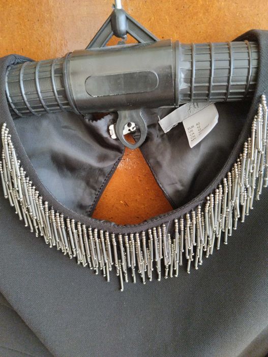 Черна рокля НМ..