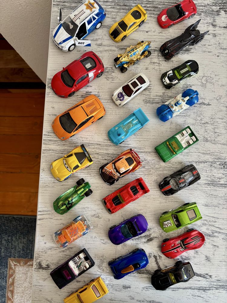 Колички Hot Wheels / Cars / Matchbox – Цени от 2 до 7 лв