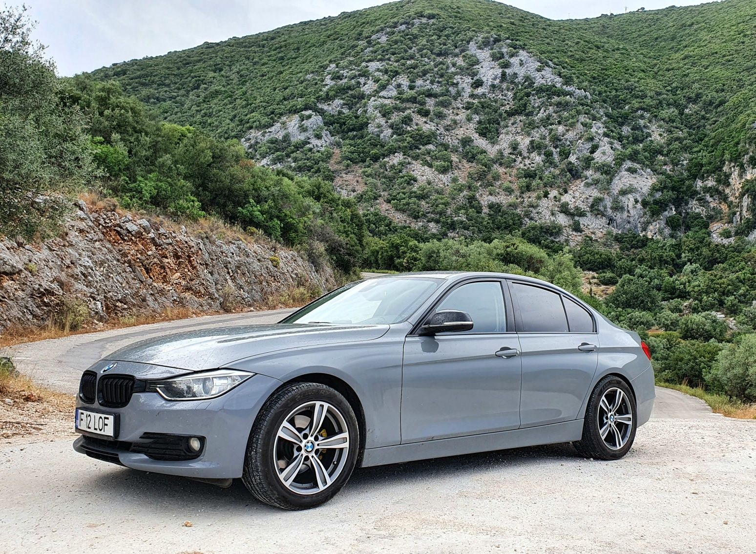 BMW 320D F30 Luxury-Nardo Grey