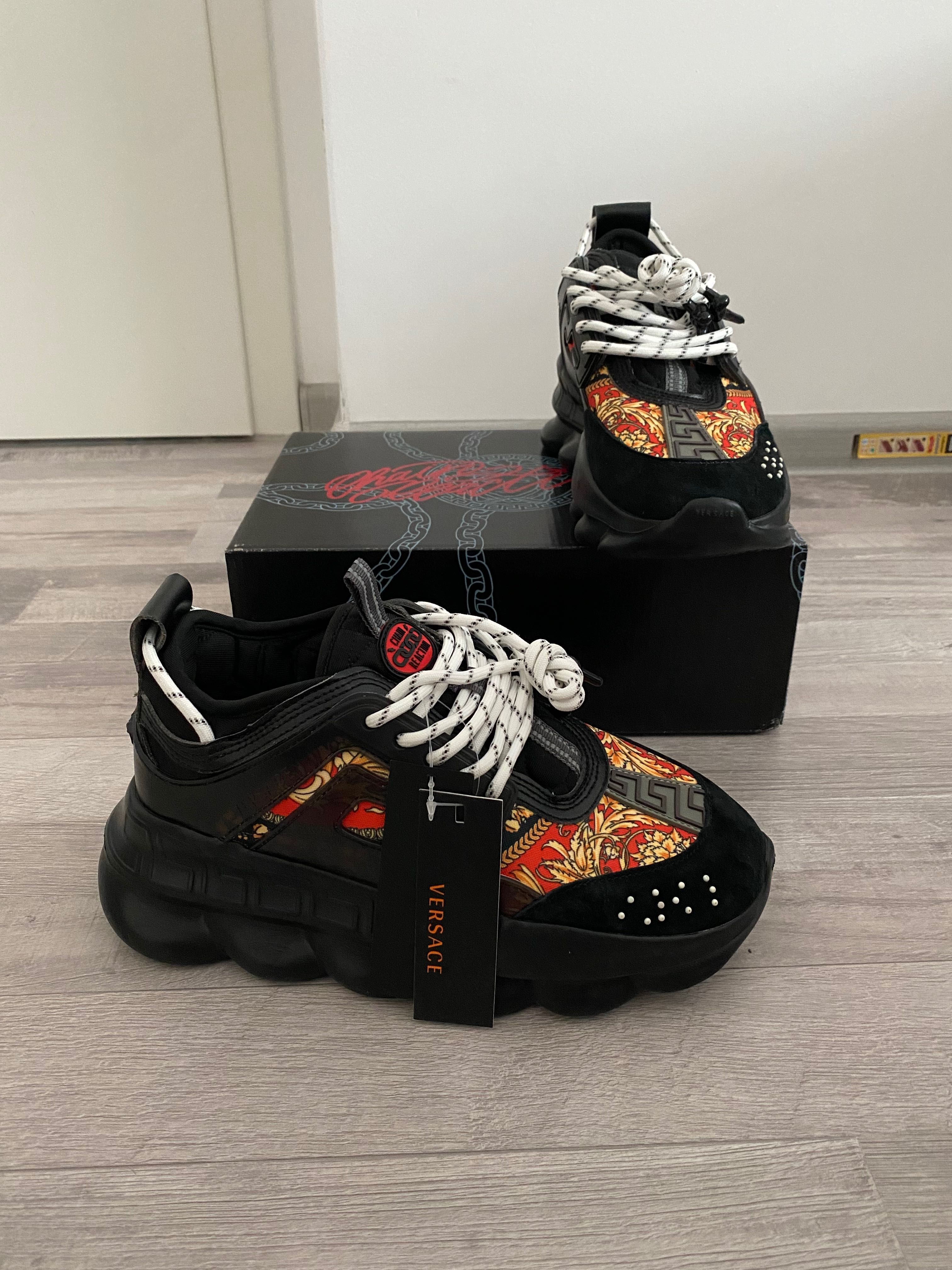 Adidasi Versace 2022