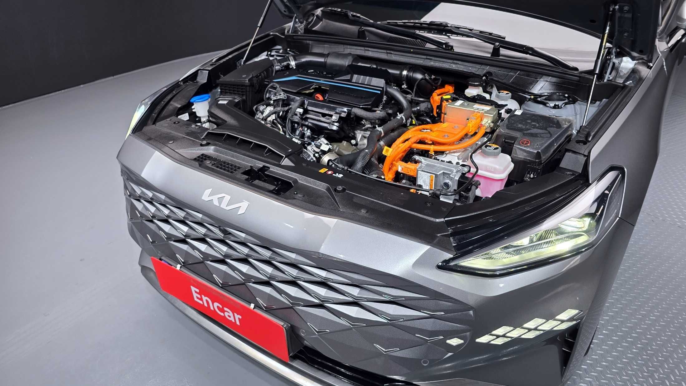 Kia K8 Signature
