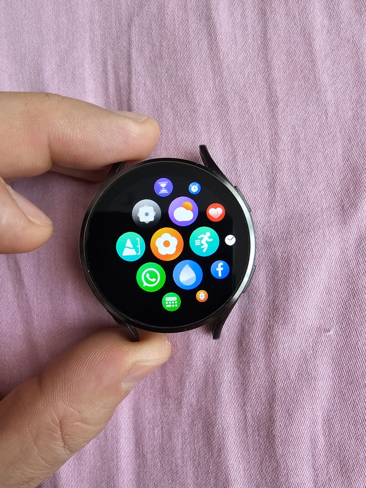 Smart watch смарт часовник с функции за здраве